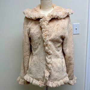 Cream faux fur hooded jacket with pockets by Damselle NY